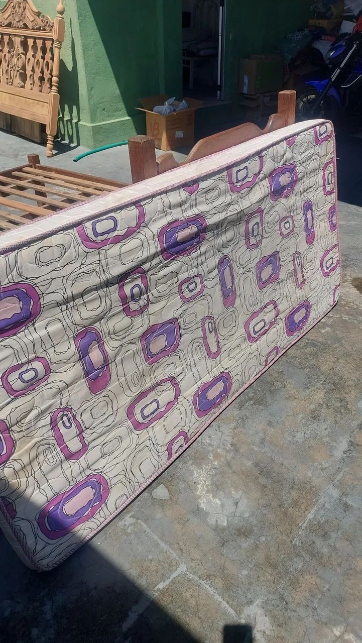 Cama solteiro e criado miudinho de sucupira - Foto 4