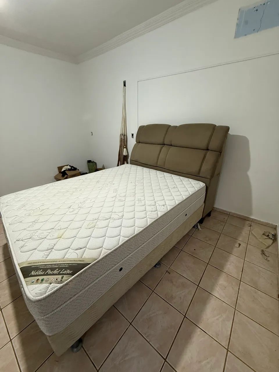 Cama Super King com cabeceira  - Foto 2