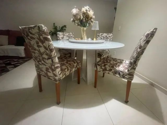 Mesa de Jantar Redonda 1,35m + 4 Cadeiras + Centro Giratório - Foto 5