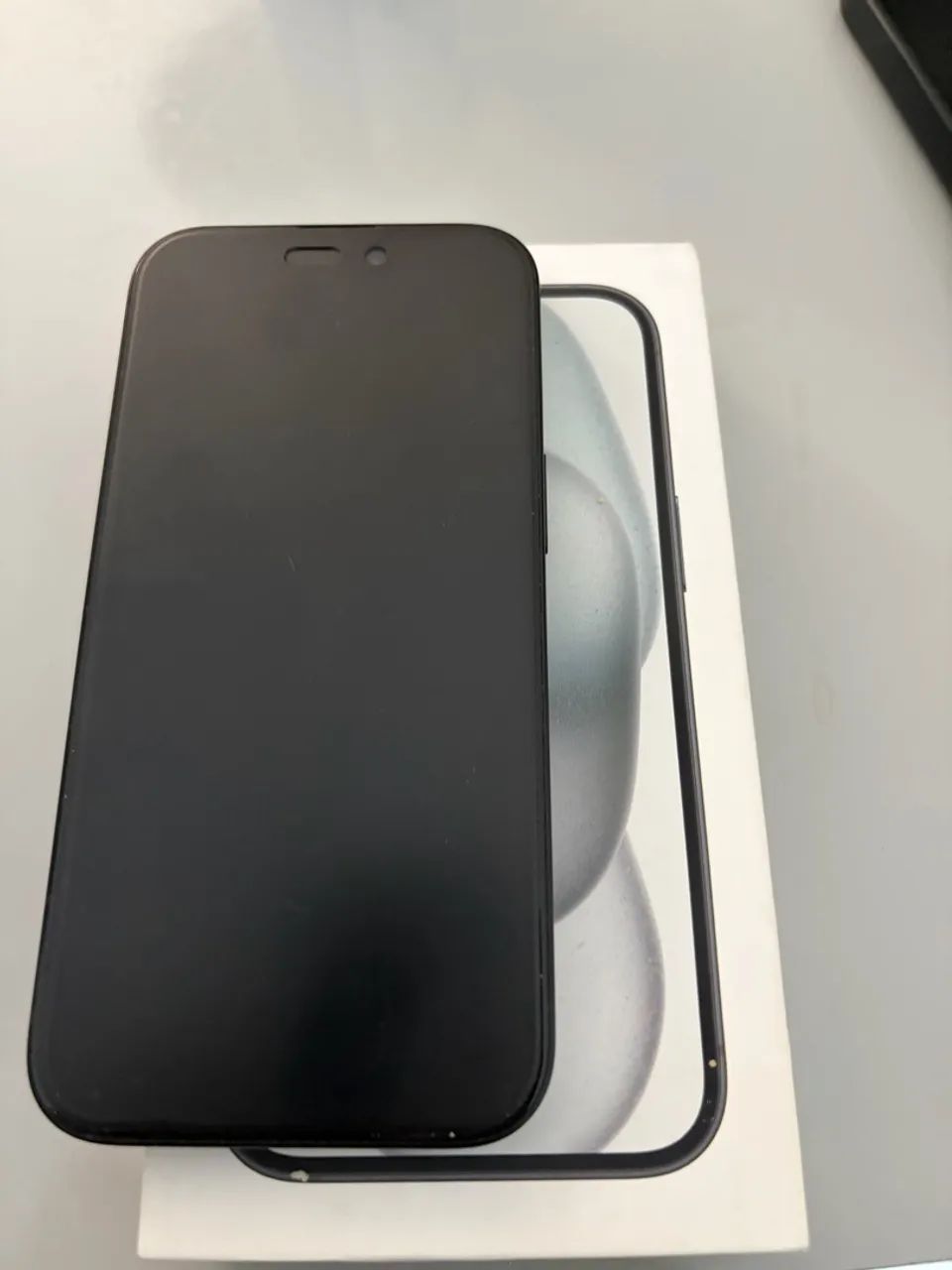 iPhone 15 256GB