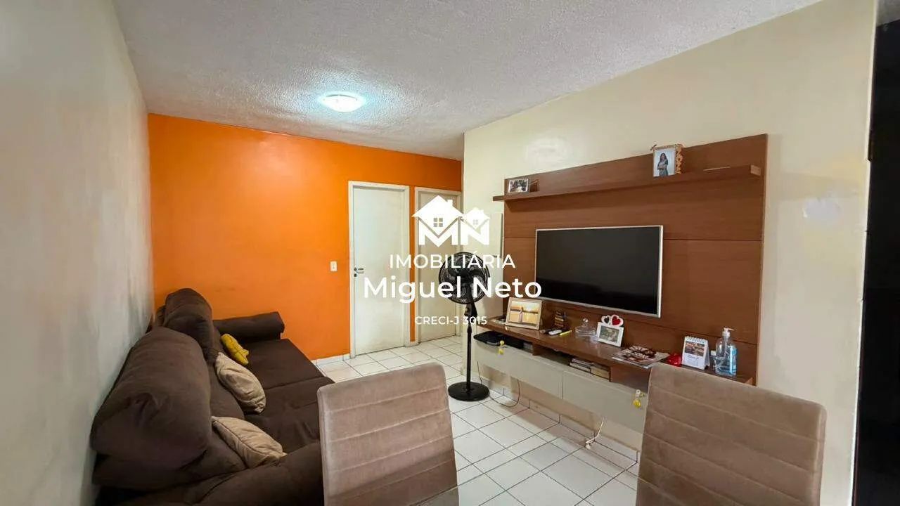 BAIRRO NOVO - Cond. Alfazema com 3 quartos e garagem