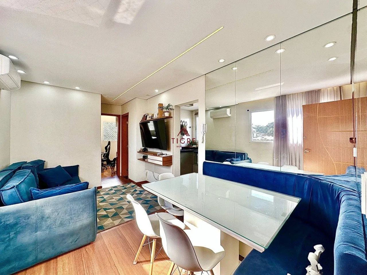 Apartamento com 2 Quartos à Venda, 50m² - Foto 2