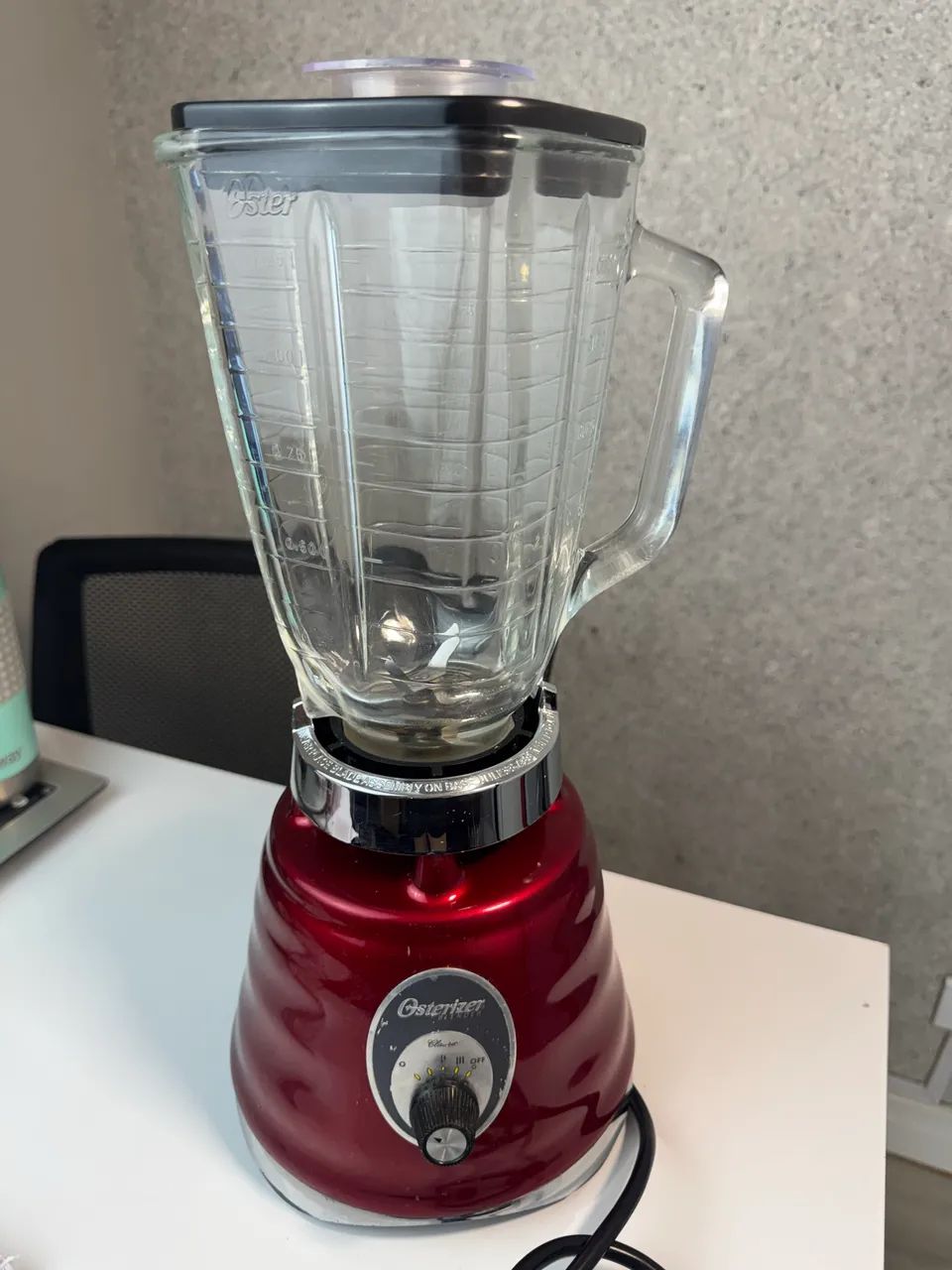 VENDO LIQUIDIFICADOR OSTER - Foto 3