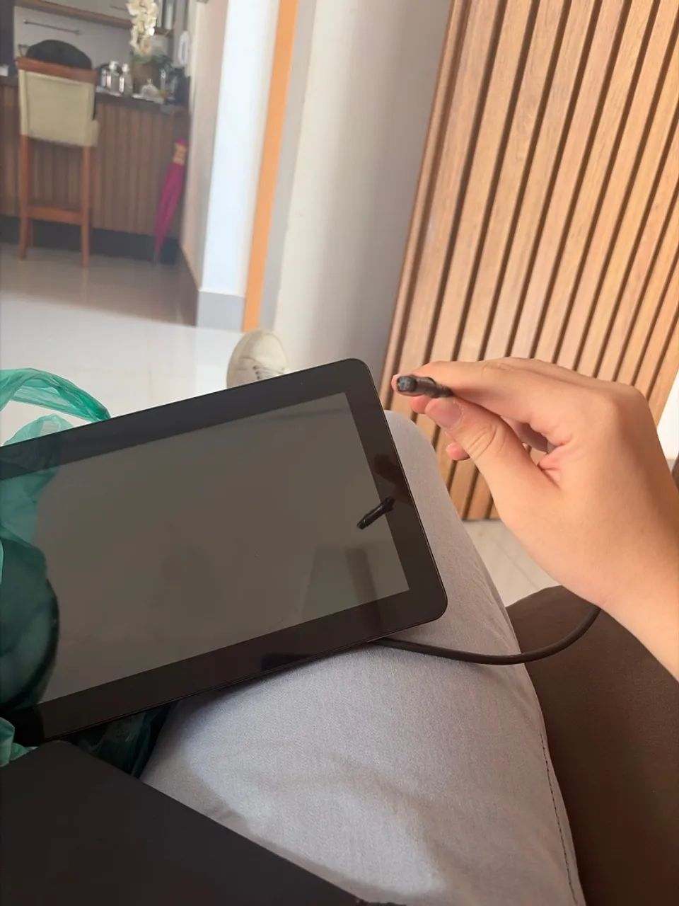  monitor automotivo acoplável para encosto de cabeça  de 10 polegadas da marca aikon - Foto 4