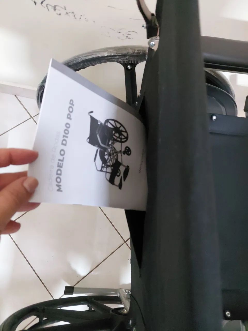 Caderia de Rodas Novas - Foto 4