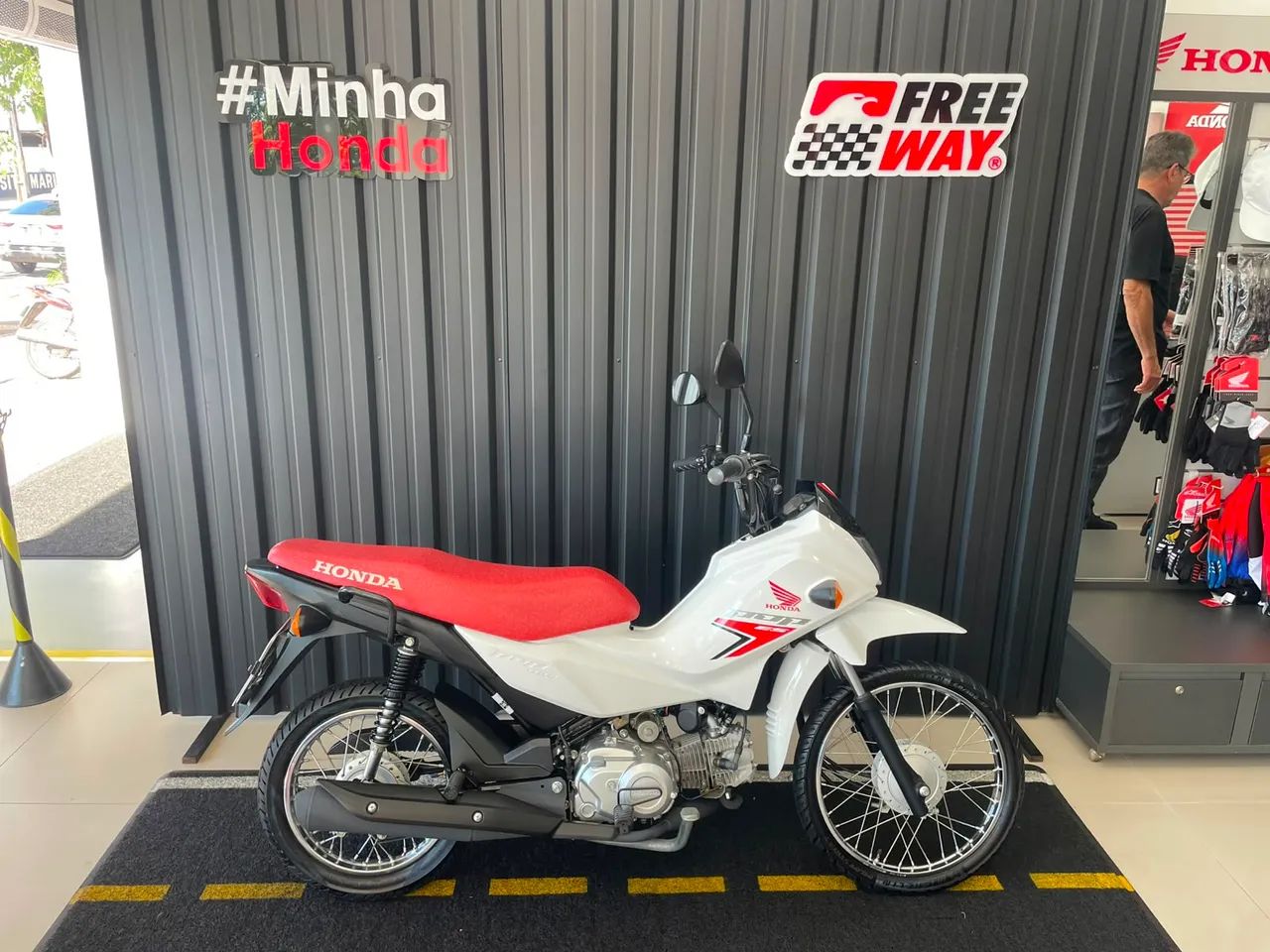 Honda Pop 110i 100 cc  - Foto 3