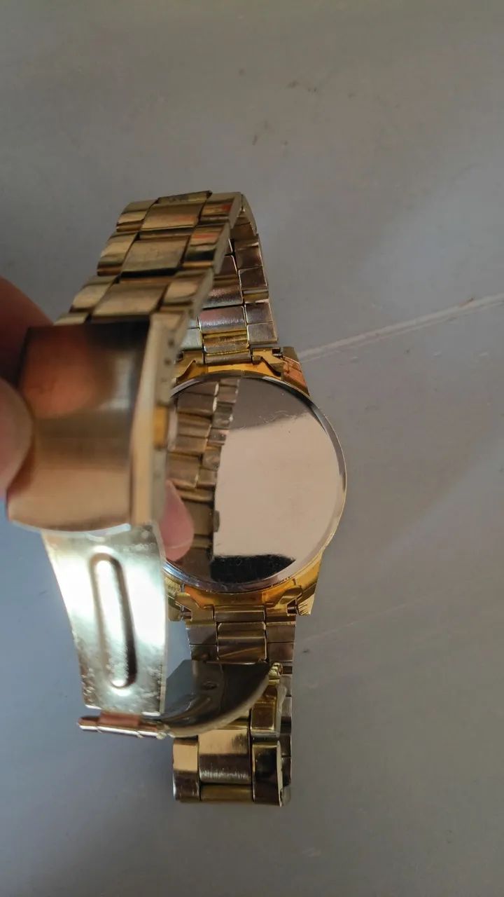 Relógio Shaarms Dourado  - Foto 2