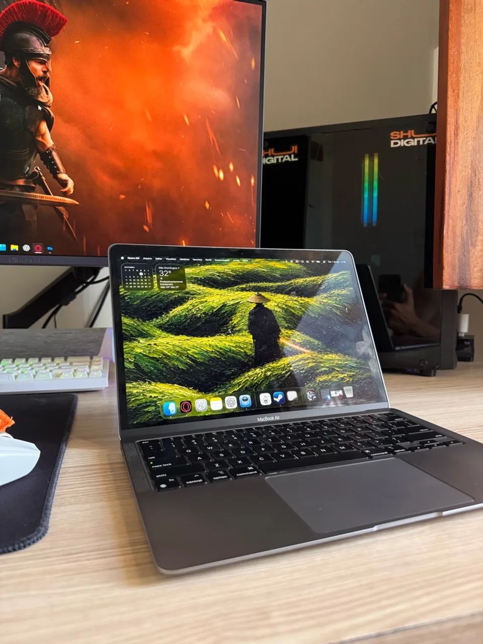 Macbook M1 8gb 256gb - Foto 2