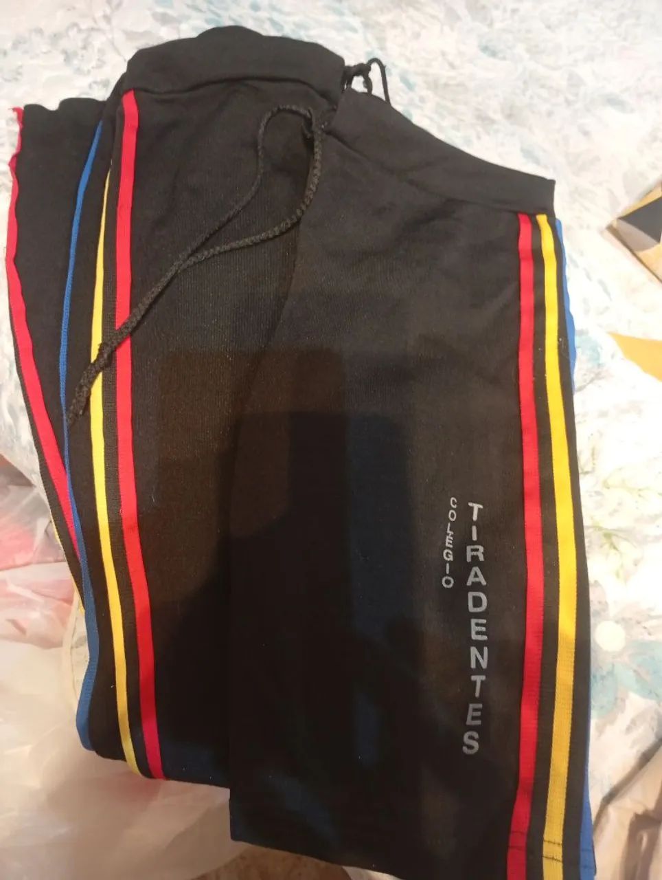 Uniforme colégio Tiradentes  - Foto 2