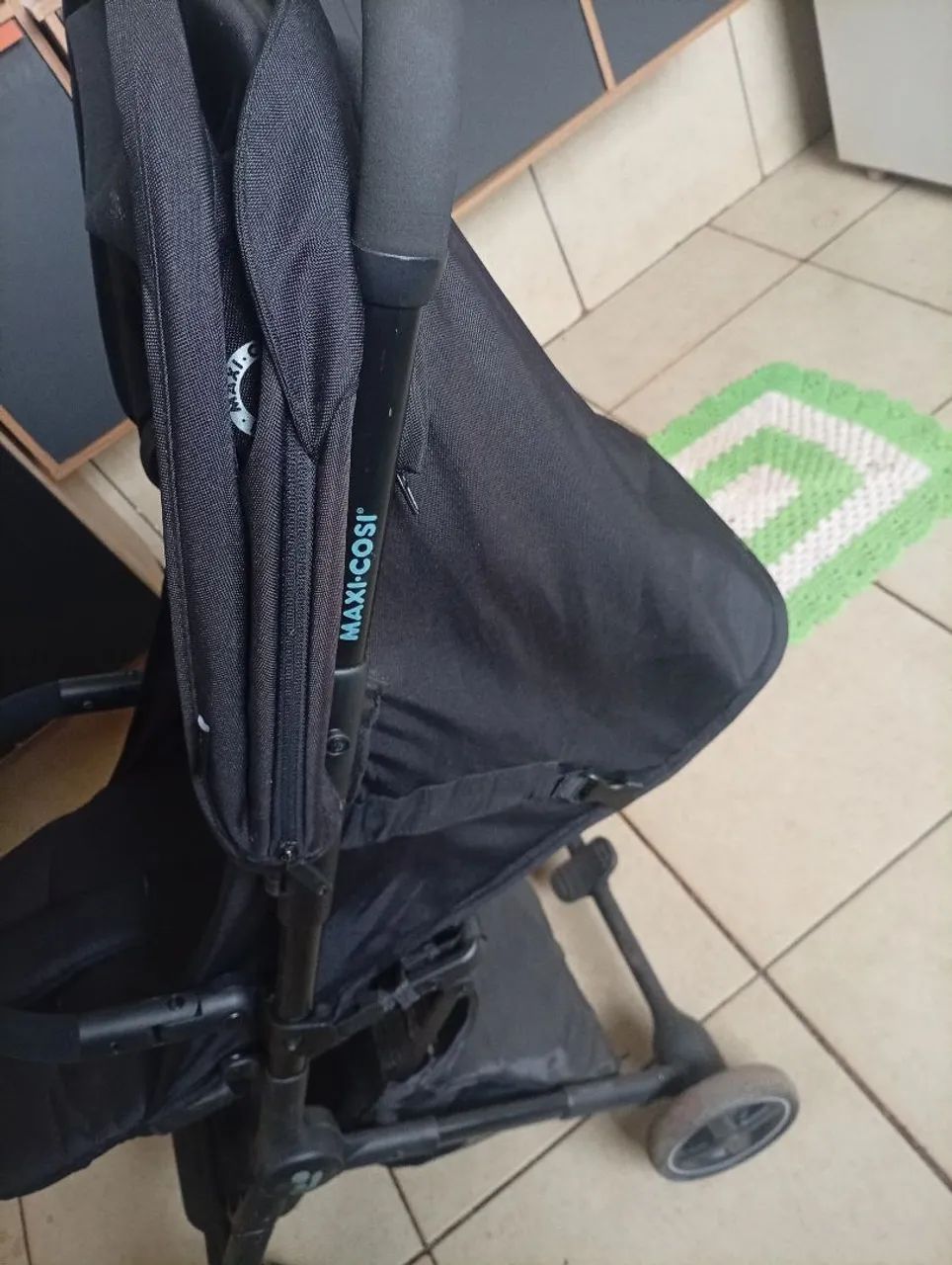 Vendo carrinho de bebê maxi consi  - Foto 5
