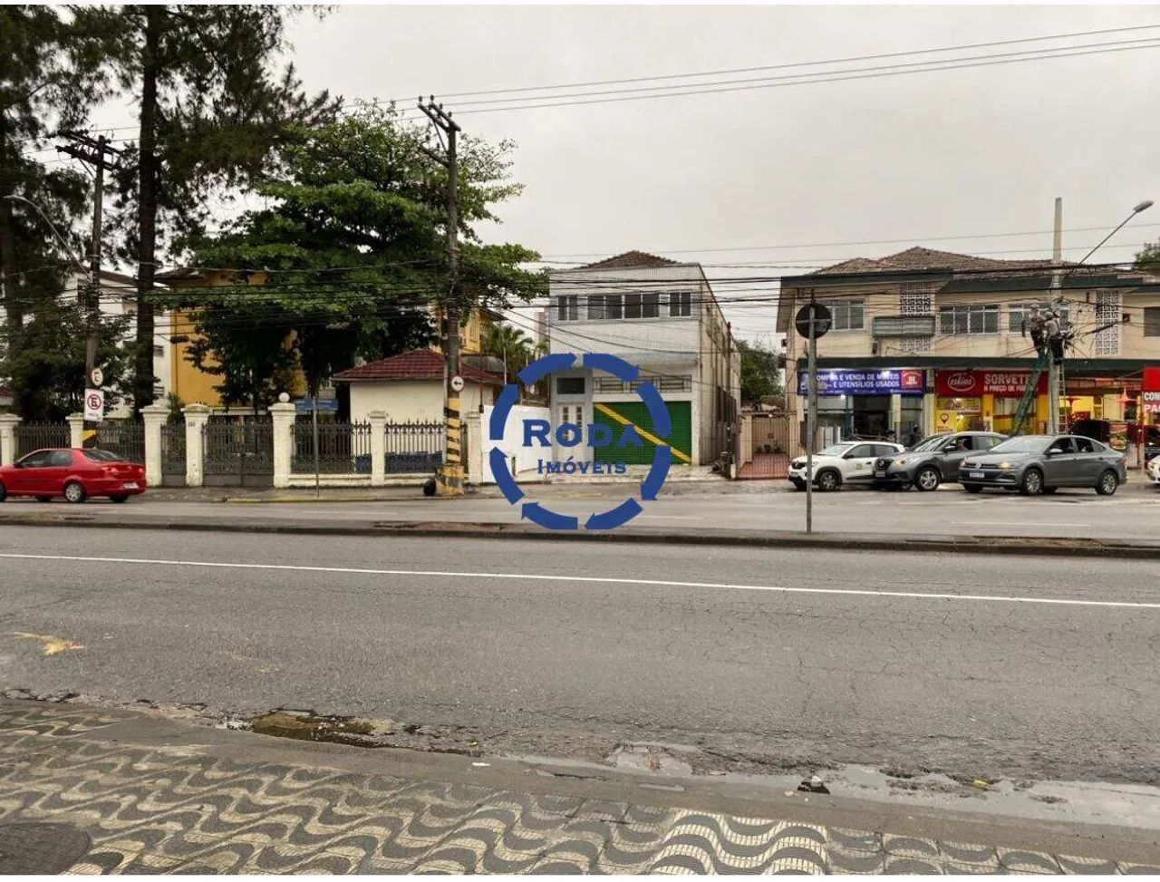 Loja comercial no bairro da Encruzilhada