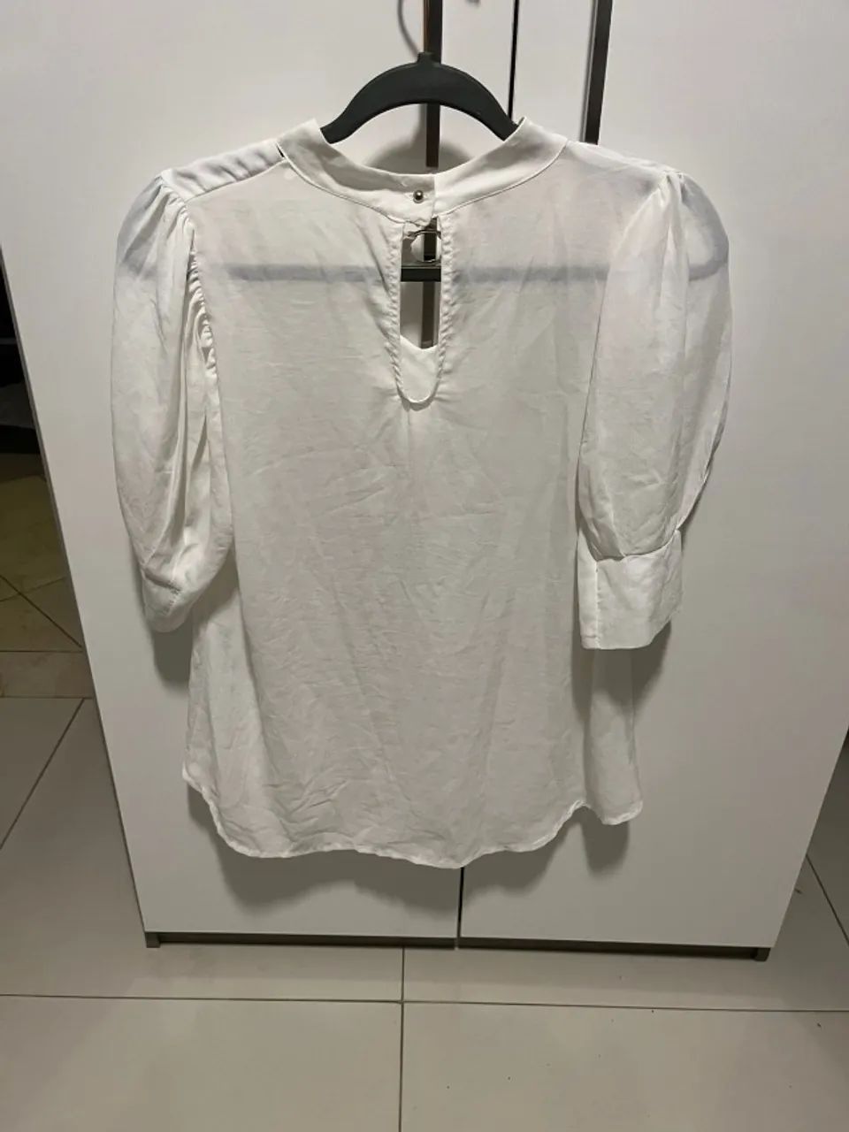 Blusa elegante branca  - Foto 3