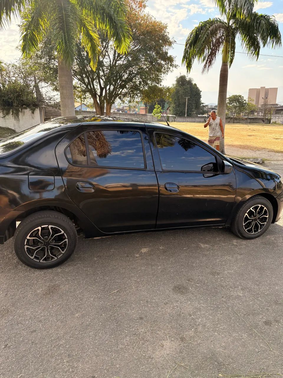 Renault Logan Expression Flex 1.0 12V 4P 2019 - Foto 2