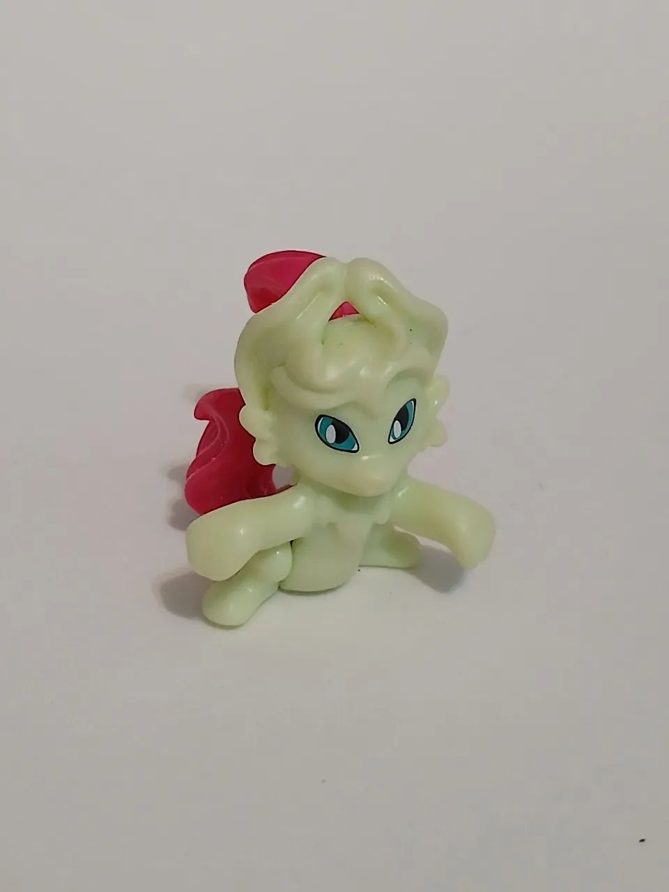 Brinquedo Kinder Ovo bichinho - Foto 2