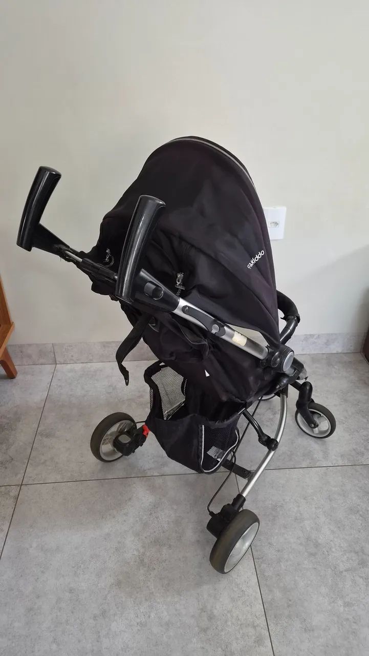 Carrinho de Bebê Kiddo Helios (Cor Preto/Alumínio) - Ótimo Estado.  - Foto 3