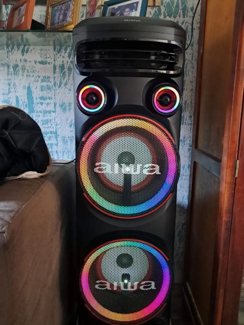 Caixa de som aiwa