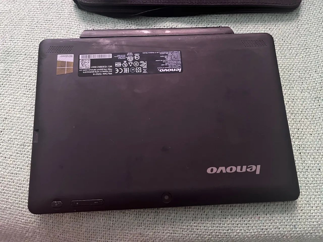 Notebook Lenovo 2 em 1 - Vira Tablet - Funcionando - Foto 2