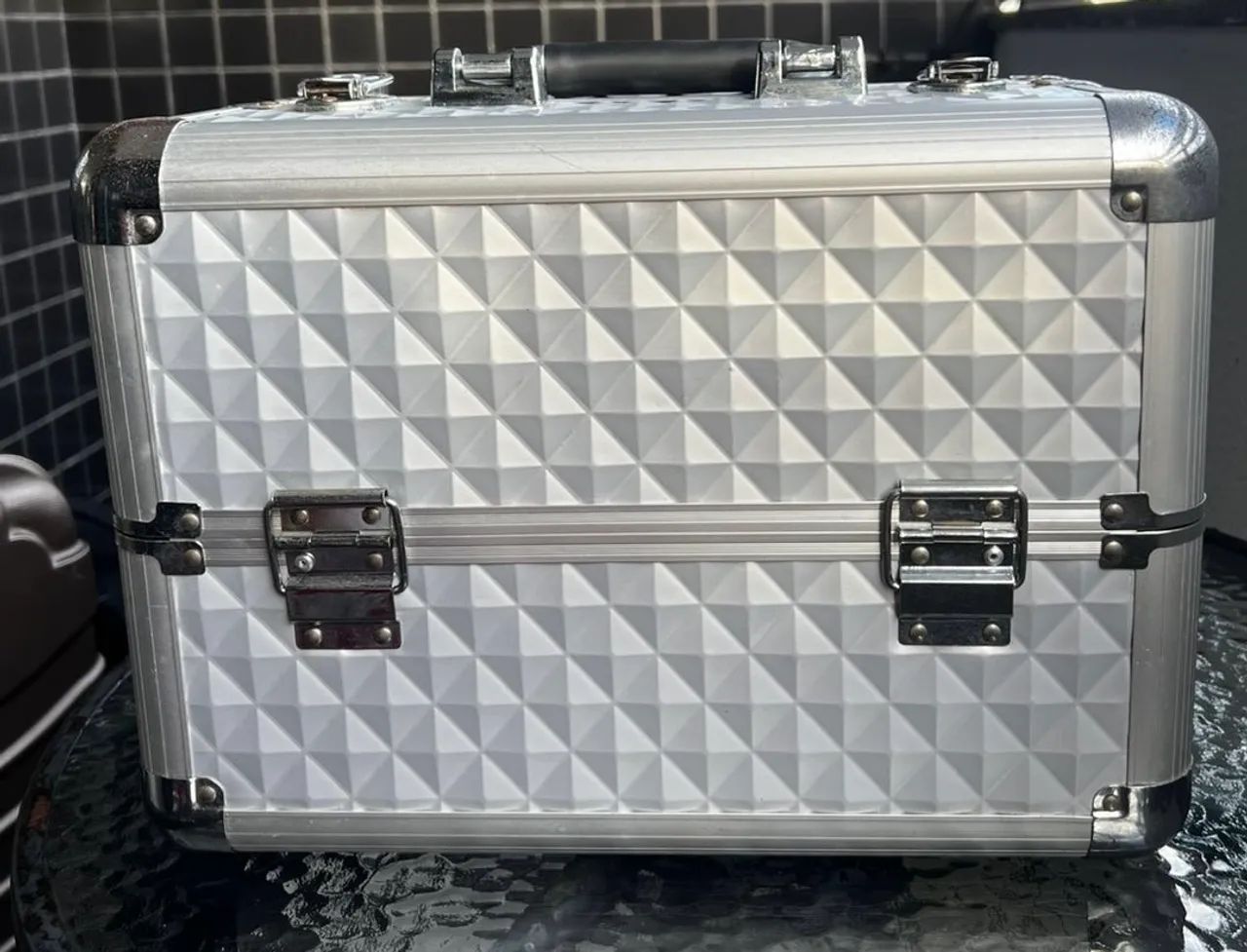 Maleta de maquiagem de mão 