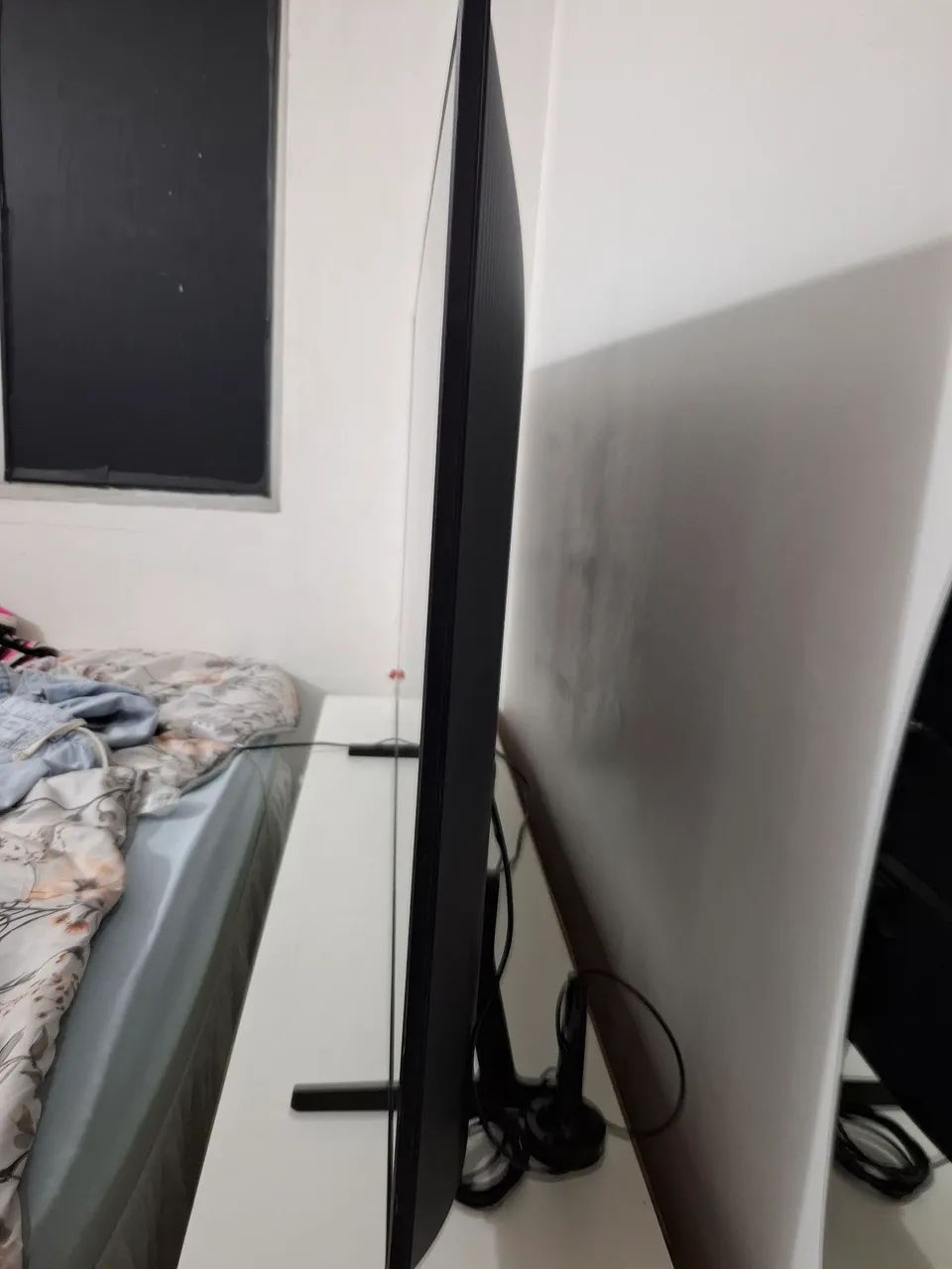 Vendo TV samsung 55 polegadas crystal UHD. Sem nenhuma marca de uso. - Foto 3