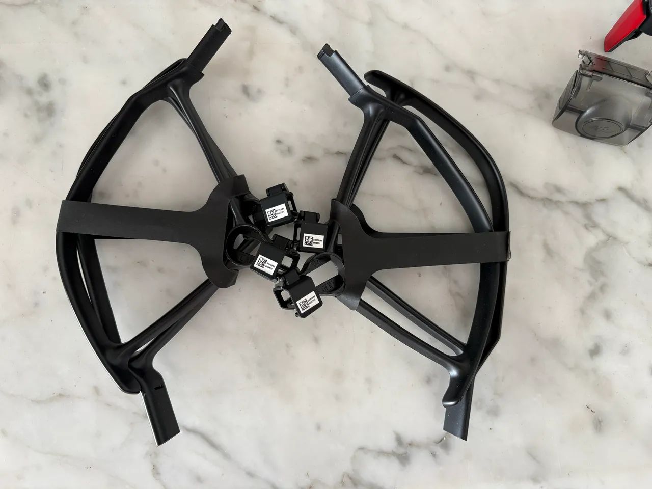 Drone Dji Mavic Air vermelho 4k Câmera 3 Eixos Gps 21min - Foto 3