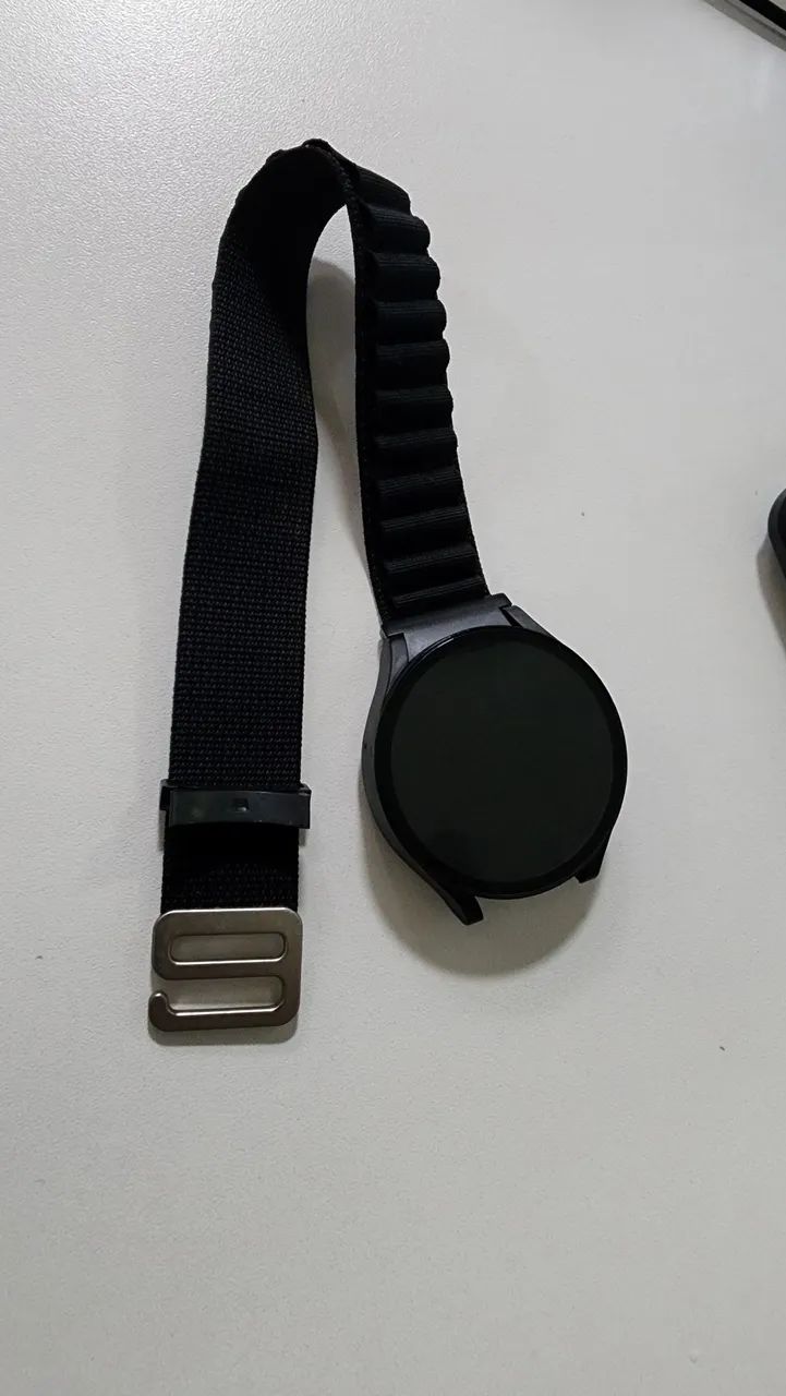 Galaxy watch 4 + capa protetora + pulseira de engrenagem  - Foto 4