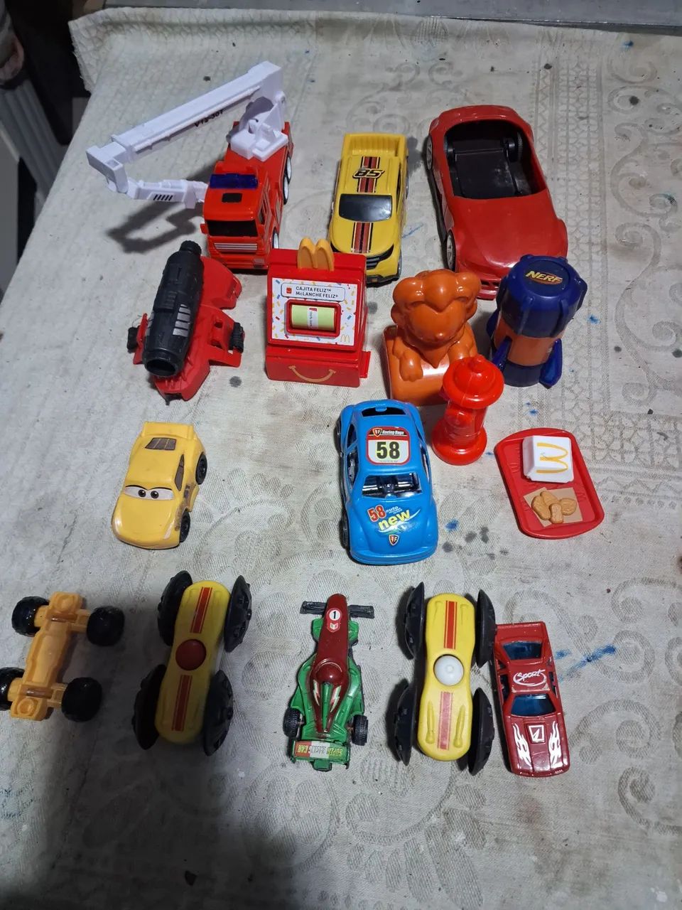 Lote com 15 carrinhos  - Foto 3