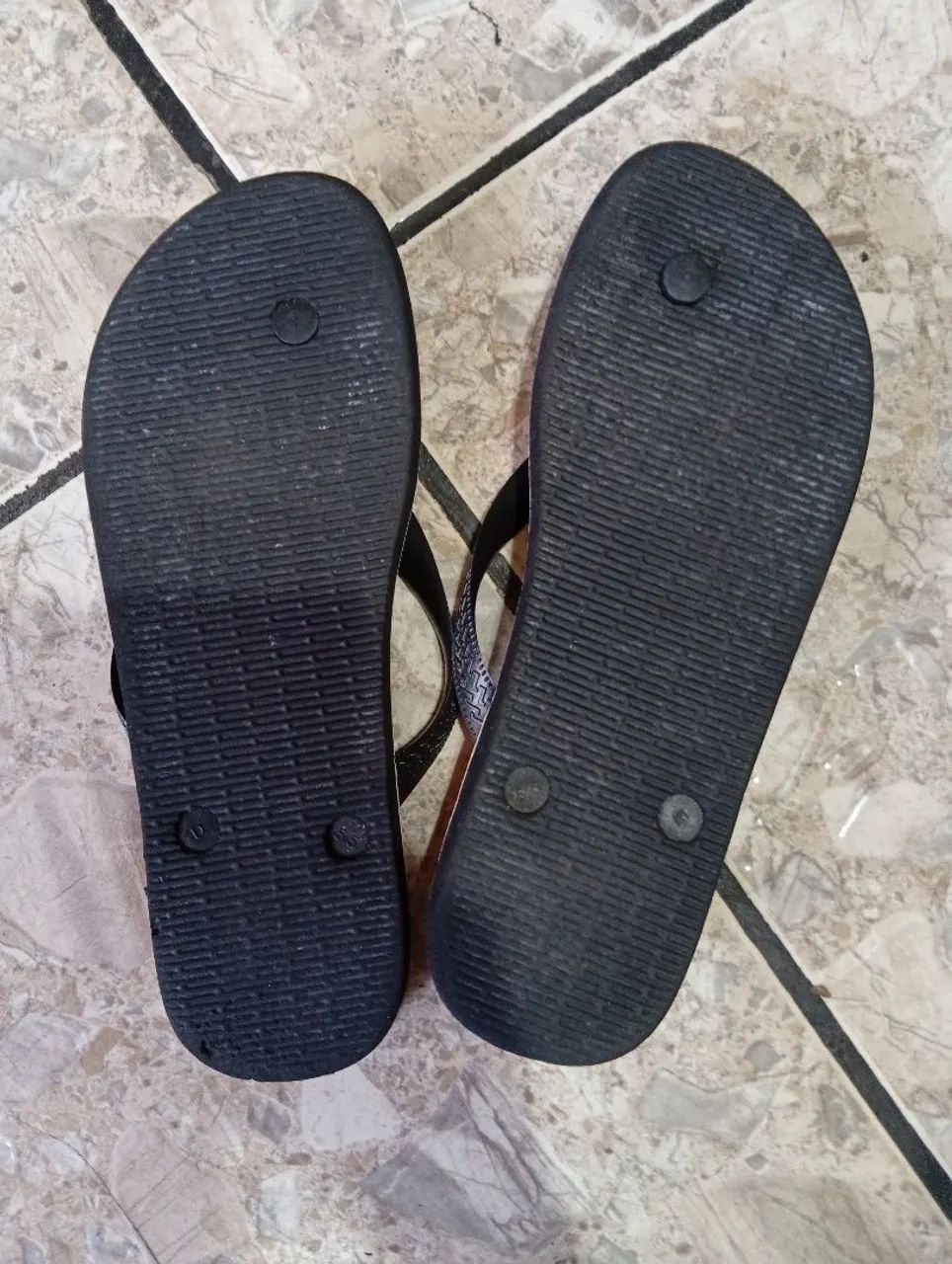 Chinelo Havaianas 42/44 - Foto 2
