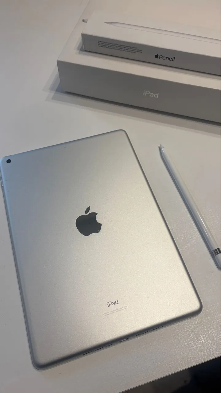 iPad Air 4ª Geração 64GB Wi-Fi Prata - Loja física! Com Garantia