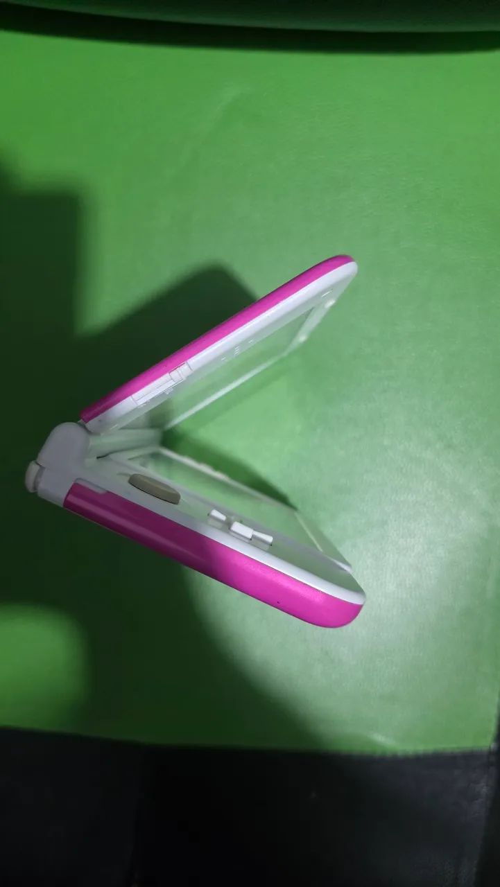 NEW NINTENDO 3DS LL JAPONÊS IPS/IPS  ROSA E BRANCO - Foto 3