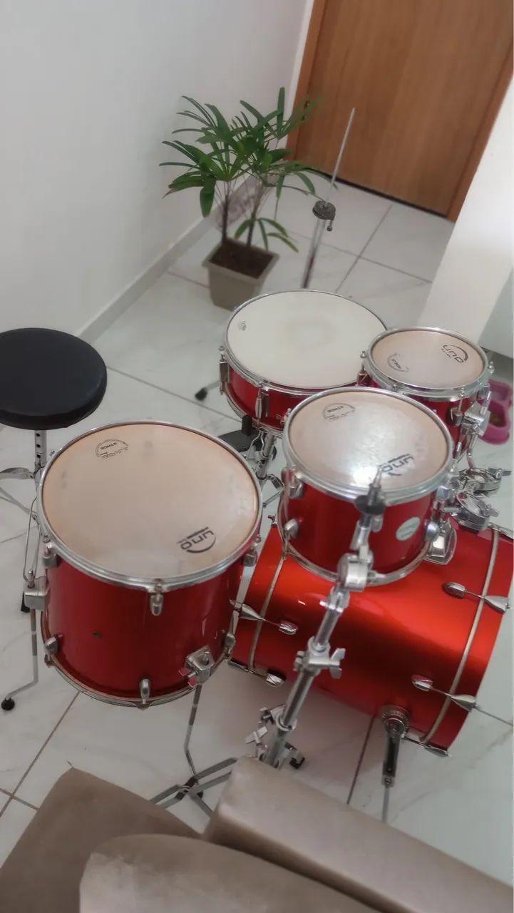 Bateria completa + prato + pedal duplo - Foto 2