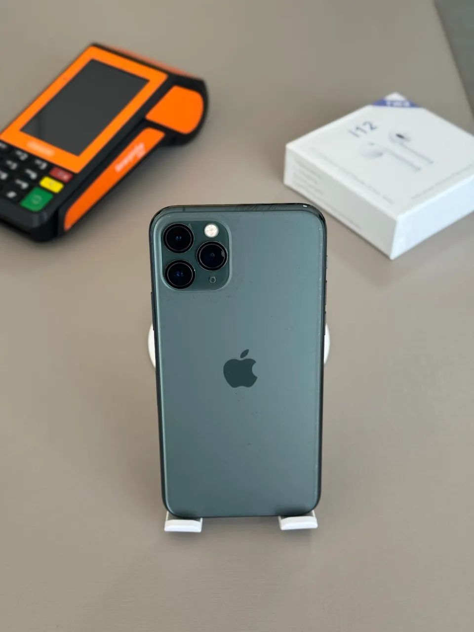 iPhone 11 pro 64 gigas sem Face ID - Celulares e Smartphones