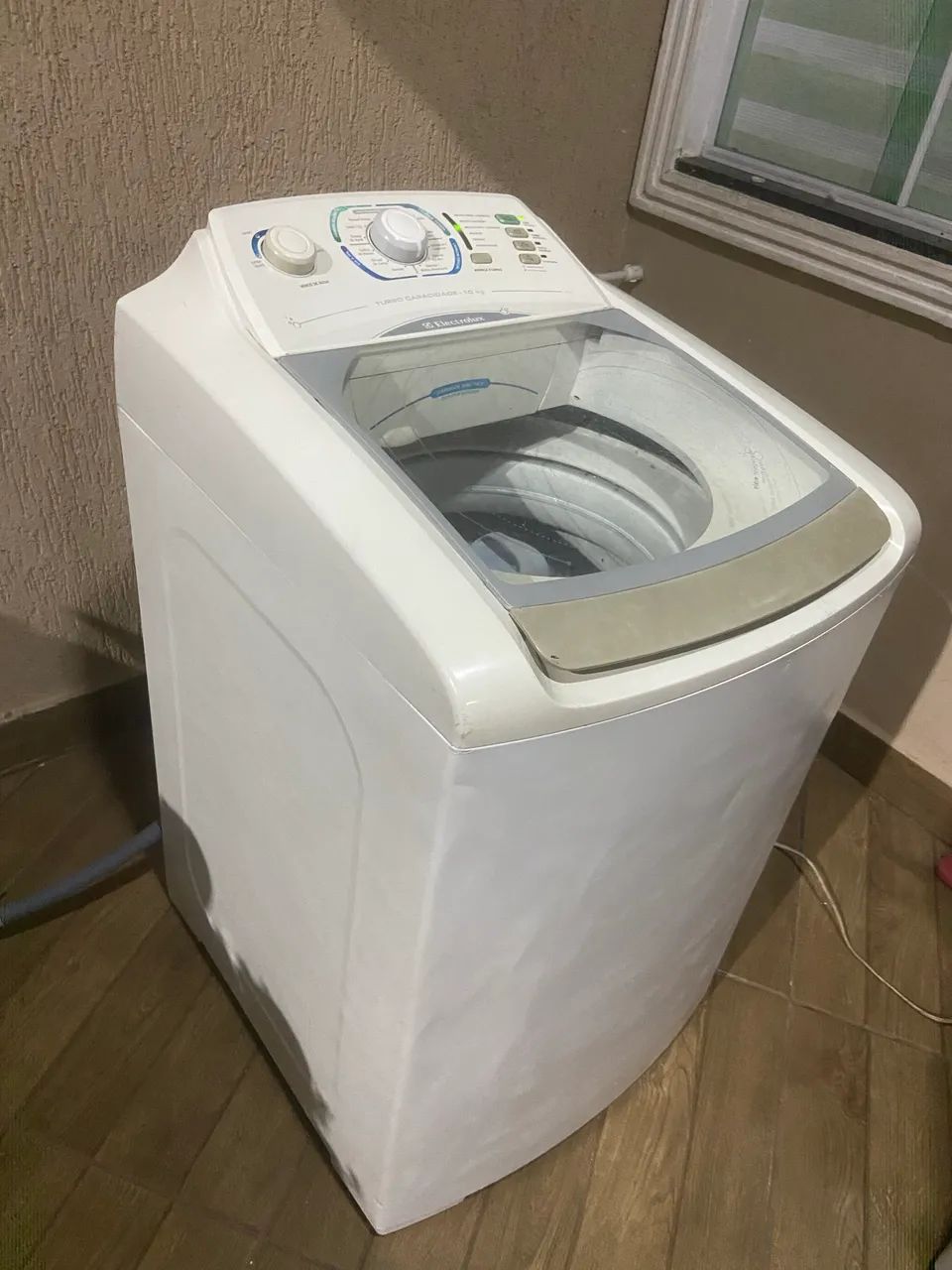 Máquina de lavar Electrolux 10kg  revisada R$ 600 - Foto 2