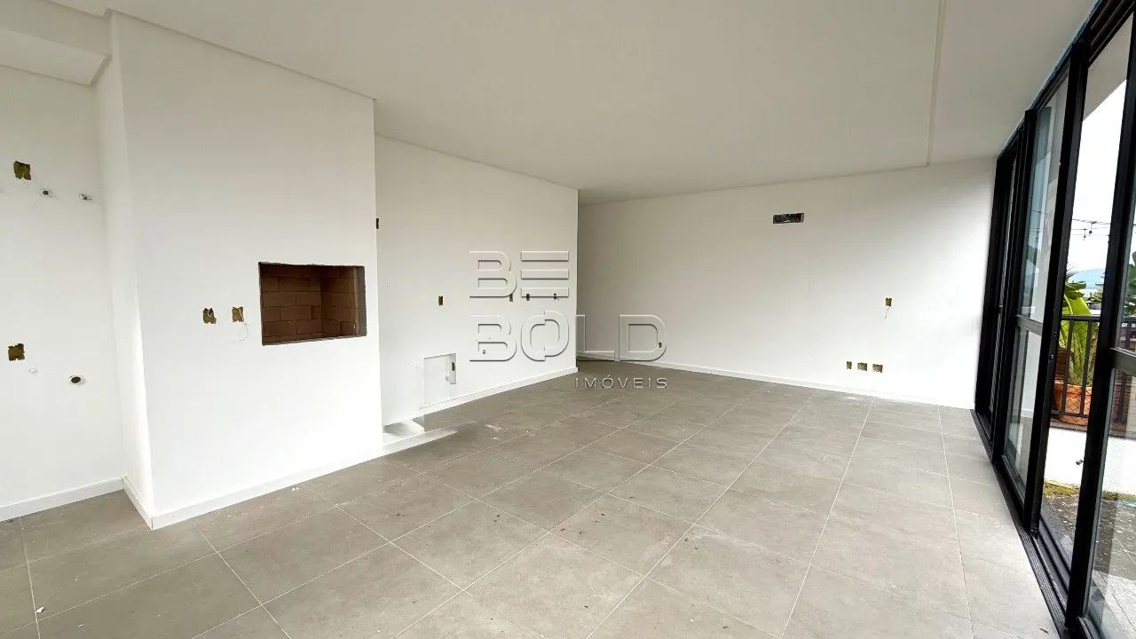 Apartamento com terraço e vista mar em Coqueiros - Foto 5