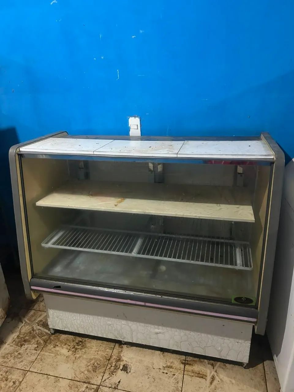 Balcão vitrine refrigerado seminovos 
