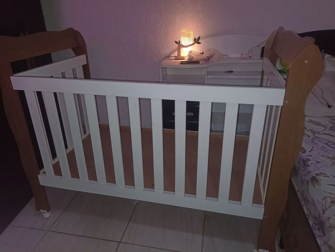 Berço semi novo 
