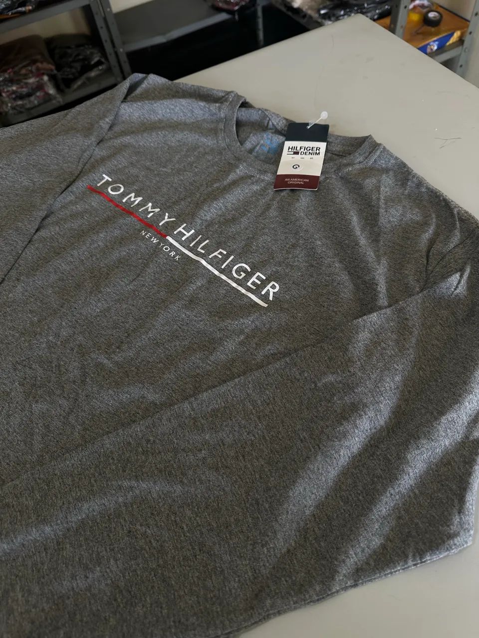 Manga Longa Tommy Hilfiger Cinza - Foto 2