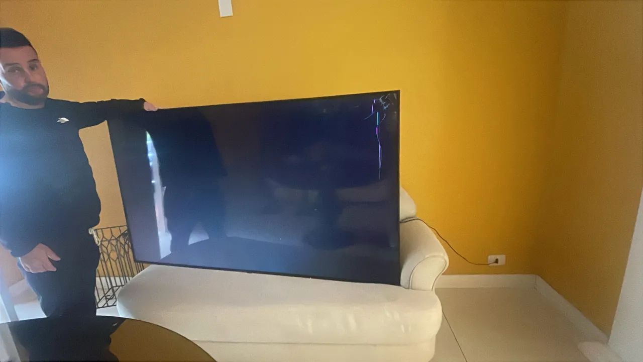 Tela quebrada 75 - Foto 3