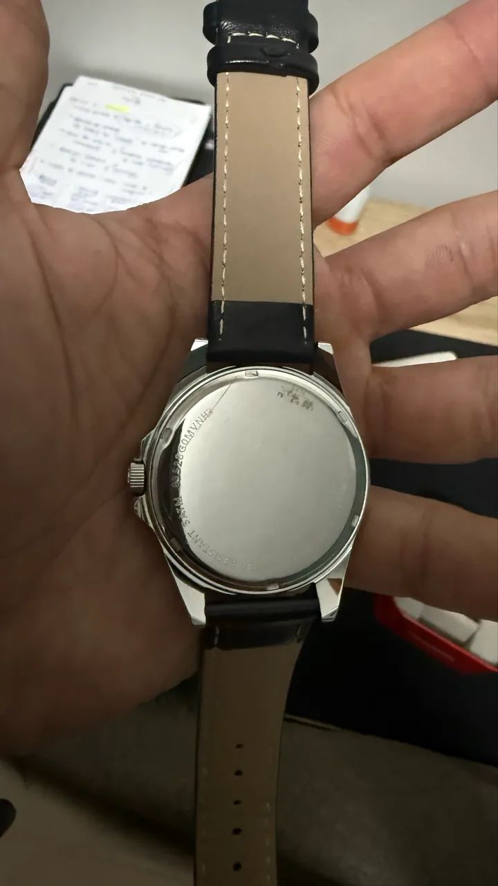 Relógio Mondaine prata com pulseira preta - 1 dia de uso e com garantia  - Foto 2