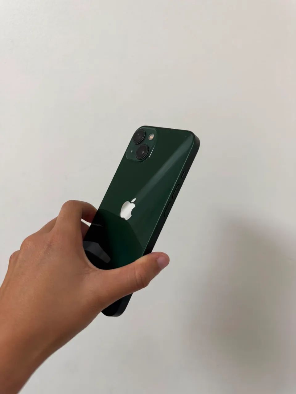 iPhone 13 Verde em Ótimo Estado + Capinha e Película  - Foto 2