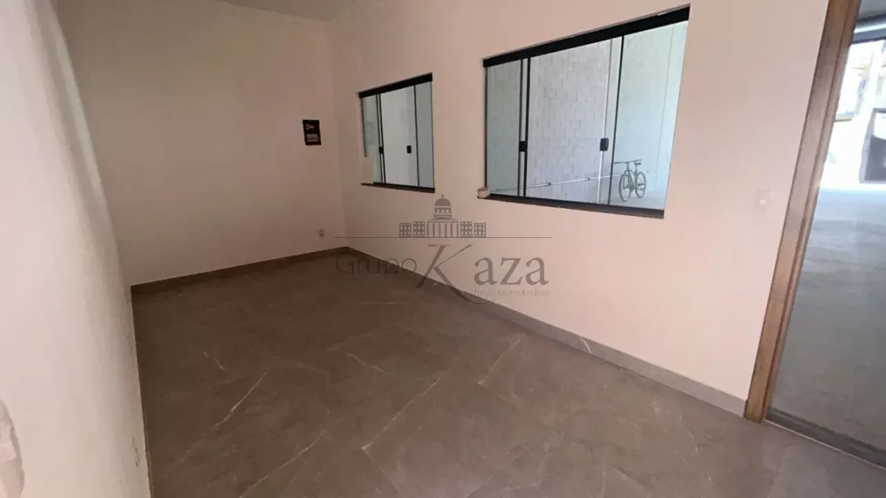 Oportunidade - Galpão Comercial - Cidade Jardim - Jacareí - 250m². - Foto 4