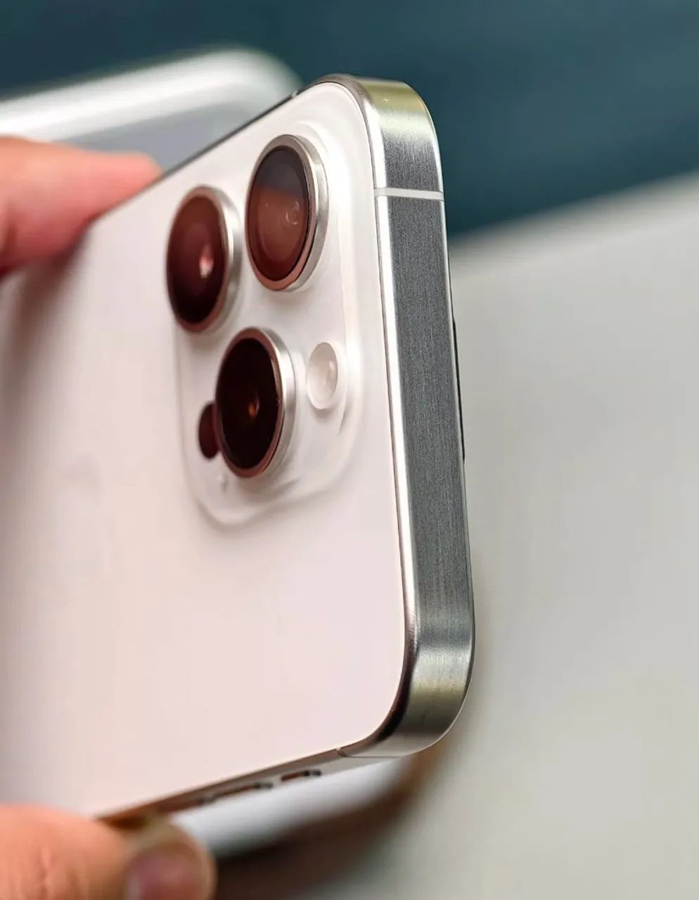 iPhone 15 pro 128 - Foto 2