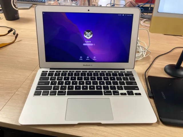 Macbook Air A1465 2013 tela 11 i7 core 240gb 8gb - Notebooks