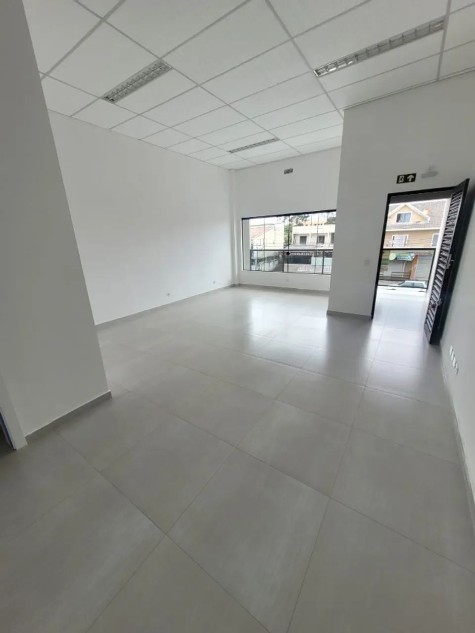 Sobre Loja de 36 m², Proximo a Av Irai, Pinhais