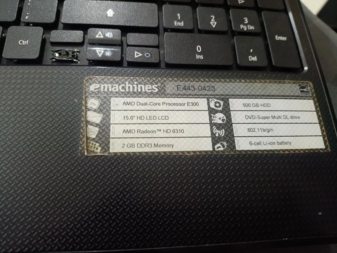 Notebook emachines E443 usado