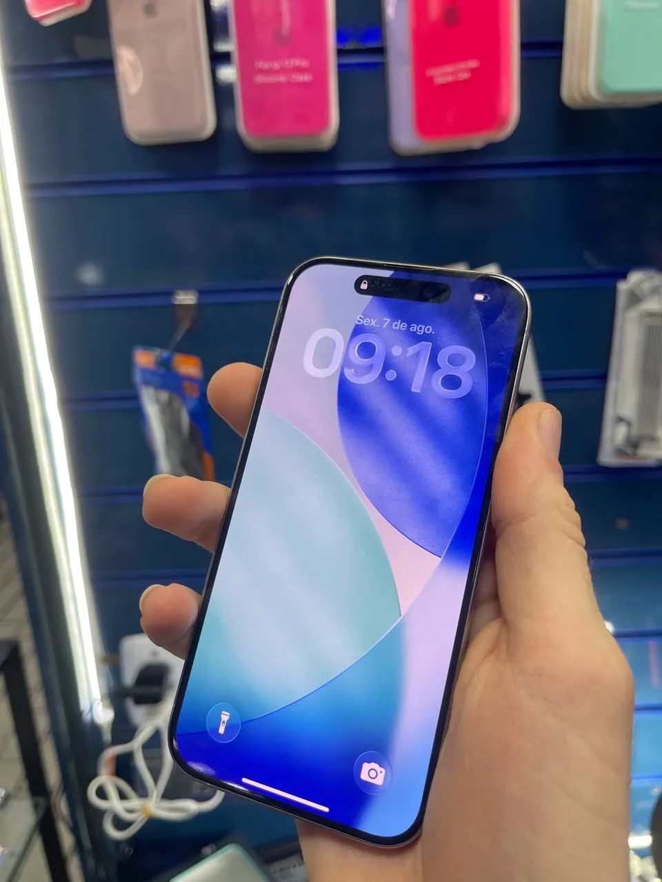 iPhone 15 pro - 128gb 82% acompanha caixa  - Foto 3