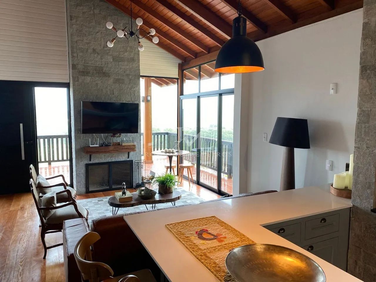 Casa de alto padrão com 4 dormitórios em Rancho Queimado - Foto 4