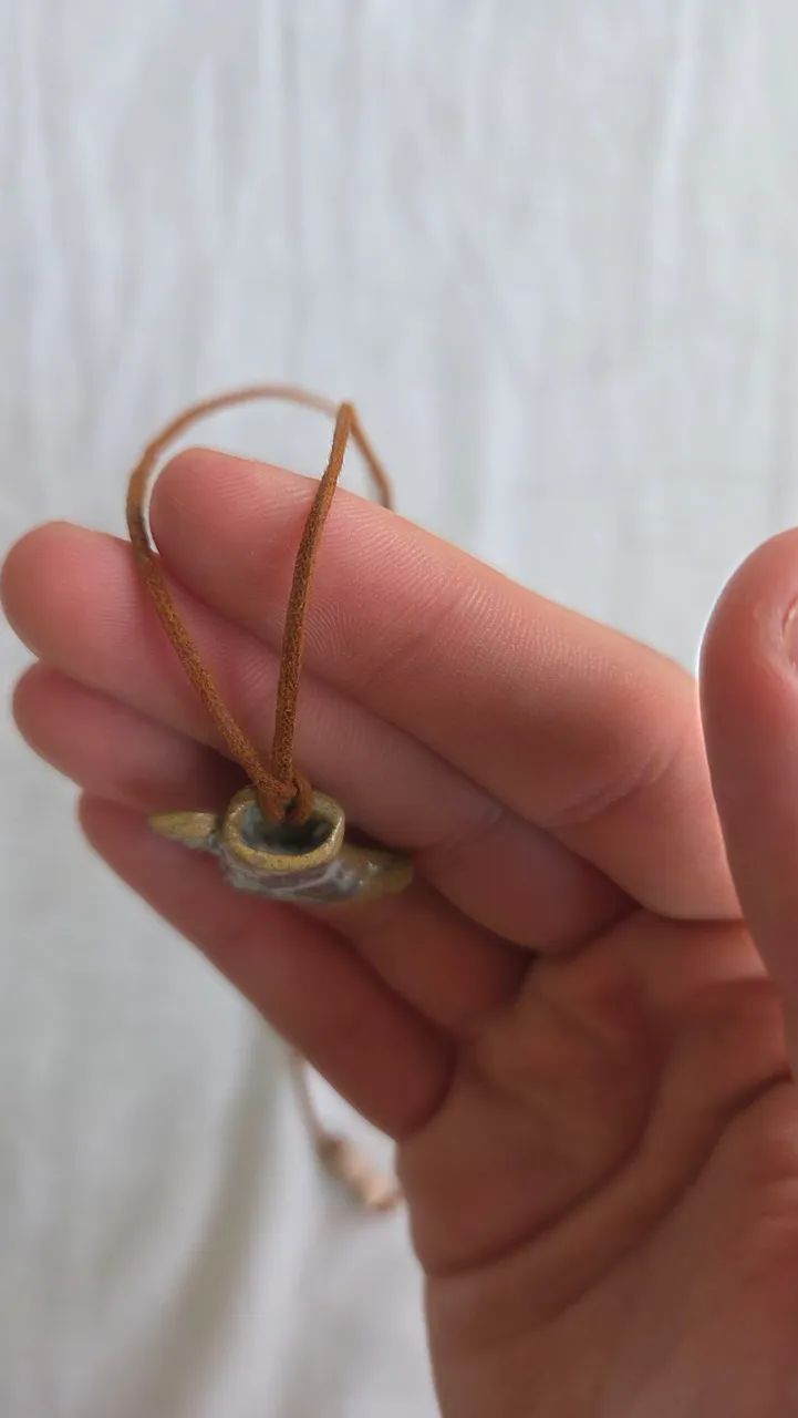 COLAR ARTESANAL COM PINGENTE DE CERÂMICA - Foto 3