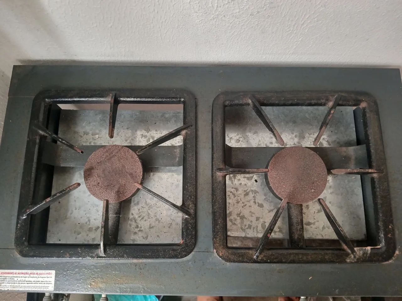 Fogão industrial, vendo por 380,00 reais. - Foto 2