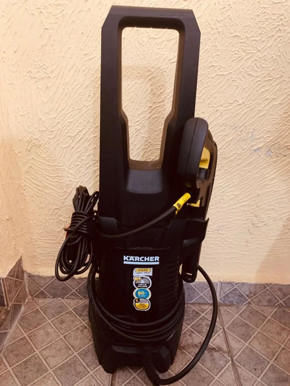 Lavadora de alta pressão Karcher - Foto 2