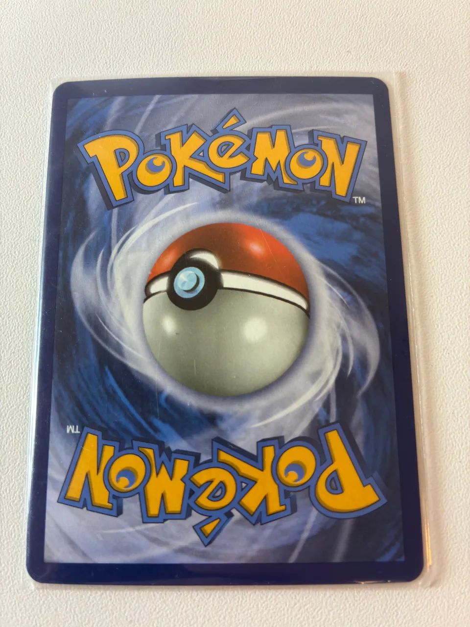 Carta Pokémon Pikachu Surfista - Foto 2